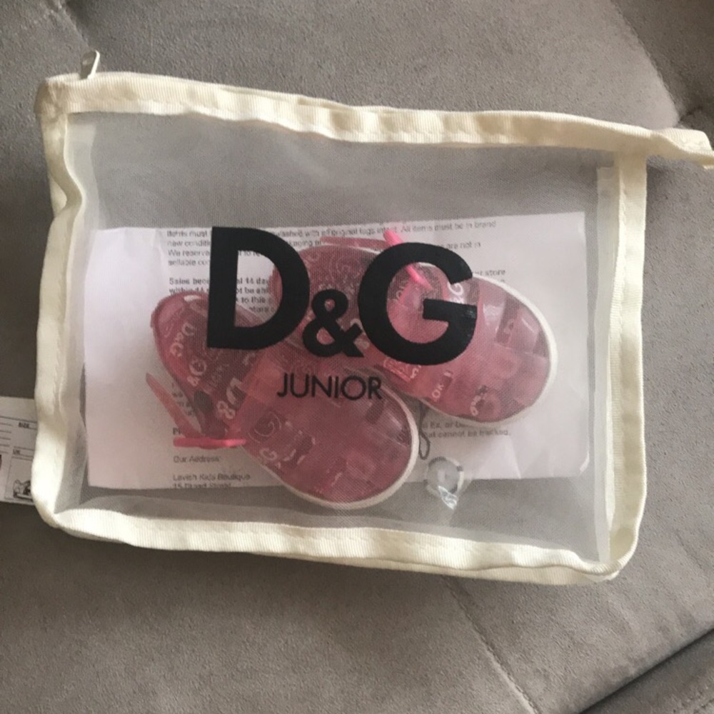 D&G INFANT SHOES